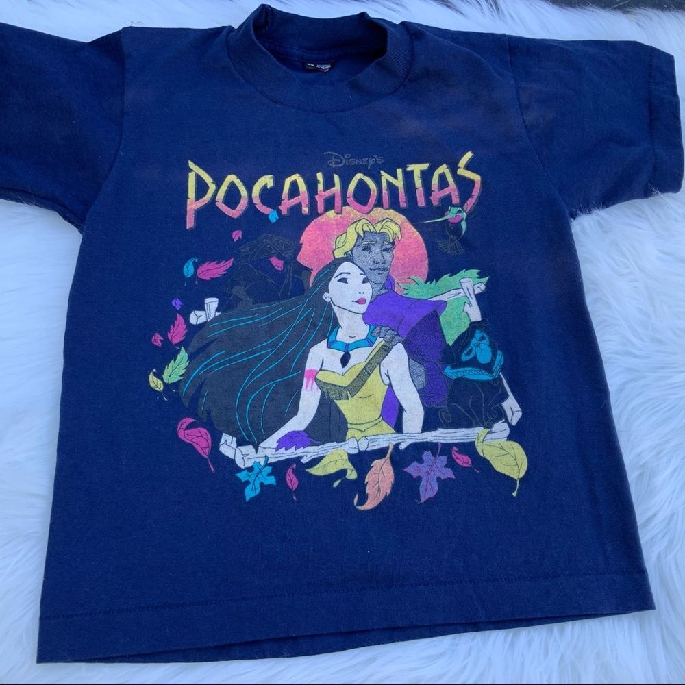 Vintage screen stars Pocahontas Disney tshirt